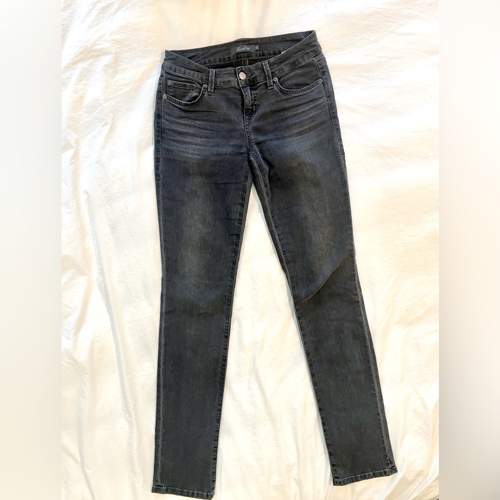 🔵 BOGO Level 99 Skinny Jeans
